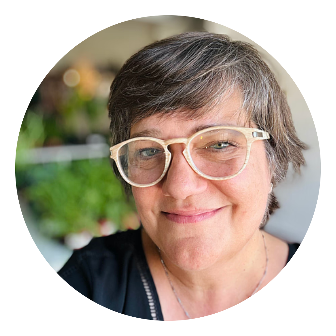 Gretchen Weller Mertes headshot